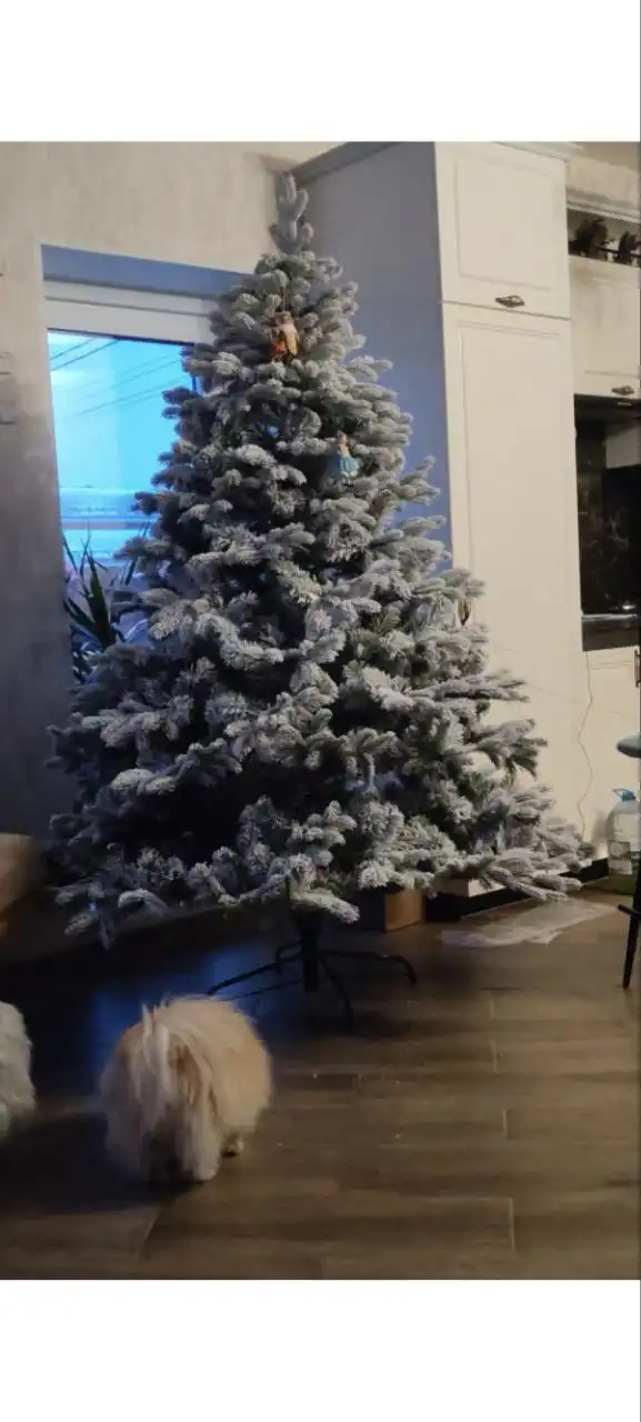 Продажа новой литой ёлки 210 см