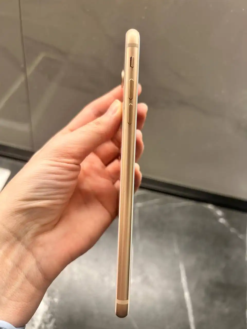 iPhone 8 Plus 128 GB в отличном состоянии