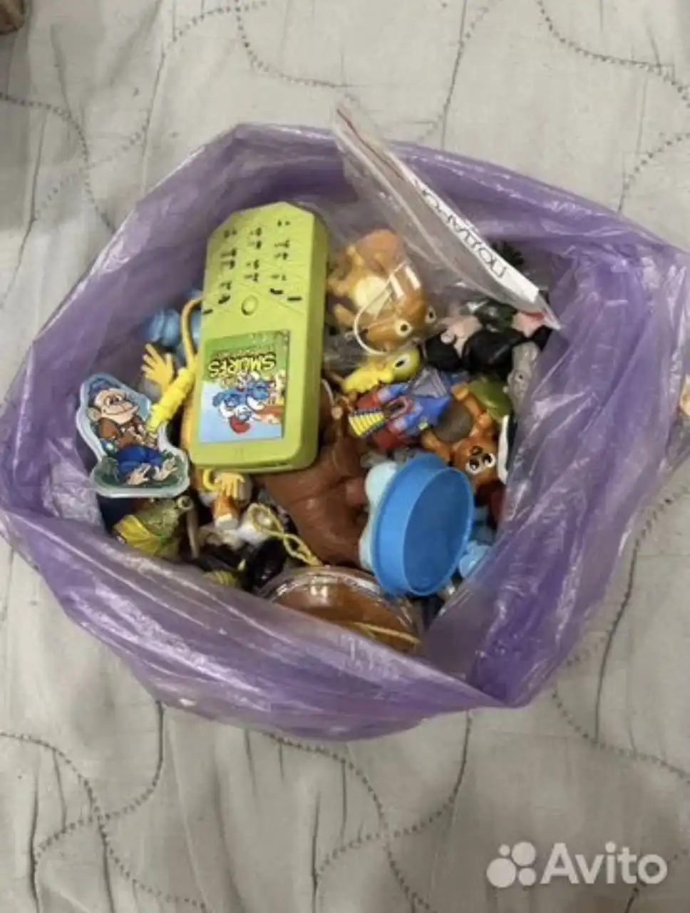 Пакет игрушек из киндера