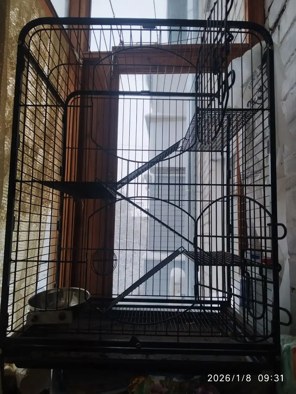 Клетка большая б/у 64х44х90см