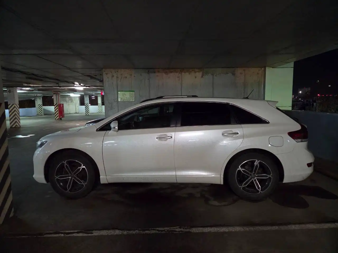 Продажа Toyota Venza 2014 года - Легковые автомобили (Авто) в Нижний Новгород