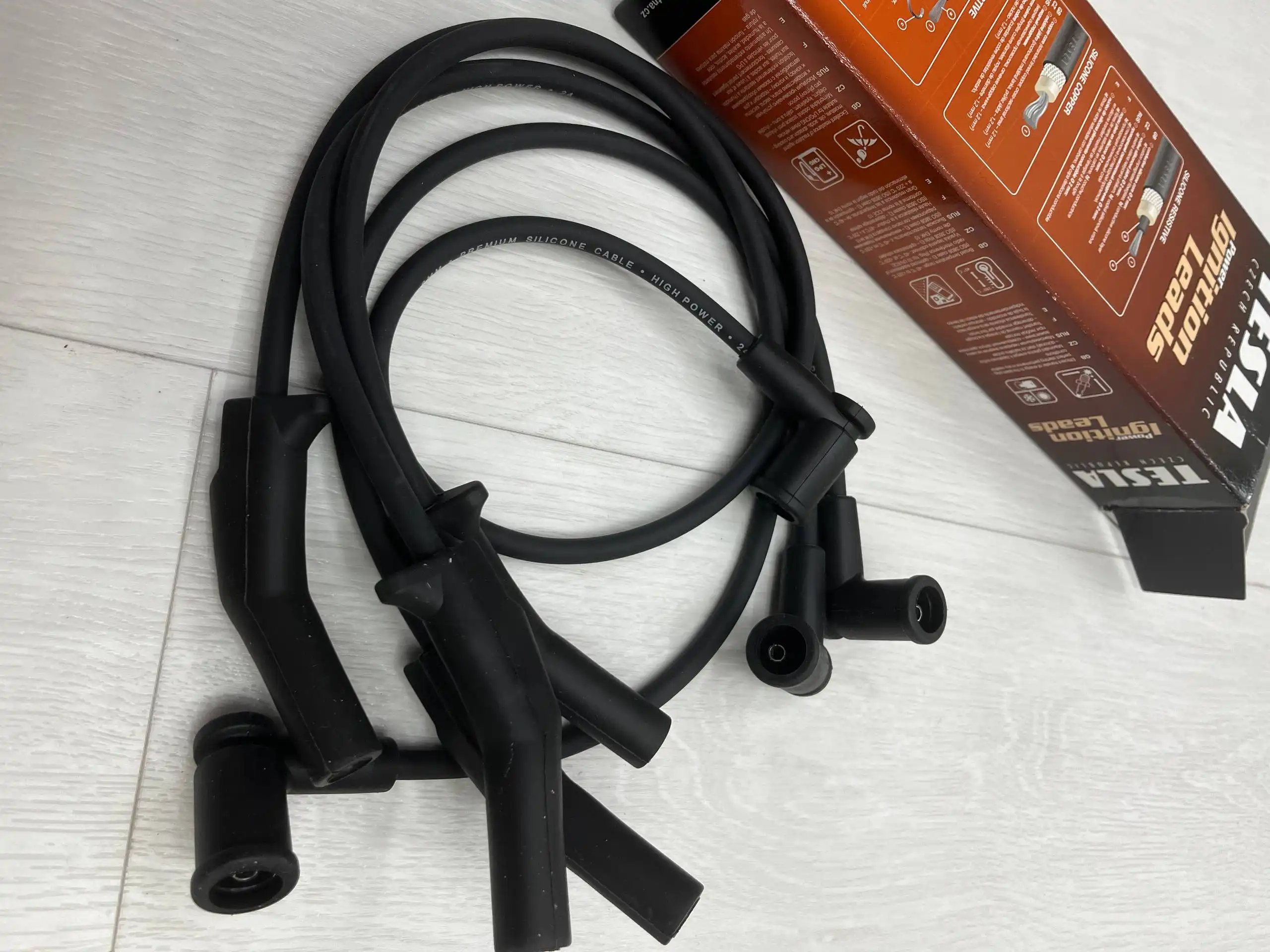 Комплекты провода и свечи для Форд Фокус 1 и 2 - Автозапчасти (Запчасти) в Нижний Новгород