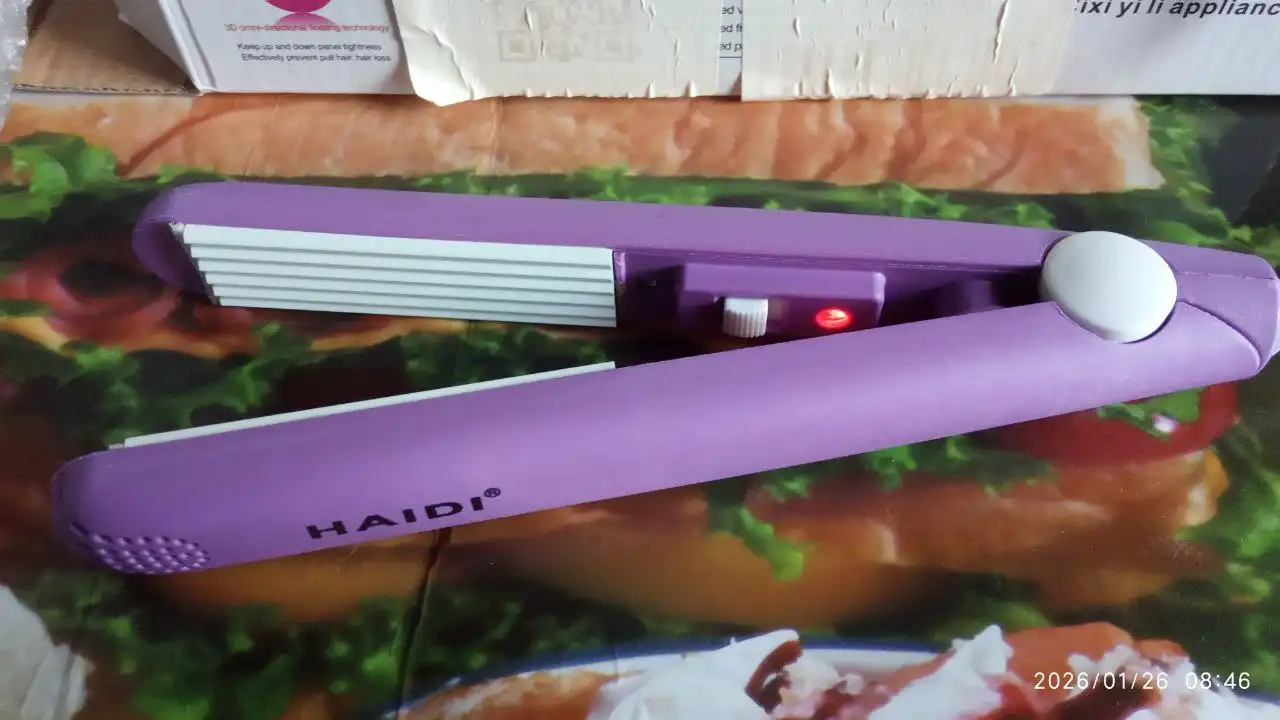 Мини плойка для волос / щипцы гофре дорожные - Парикмахерские инструменты (Барахолка) в Нижний Новгород