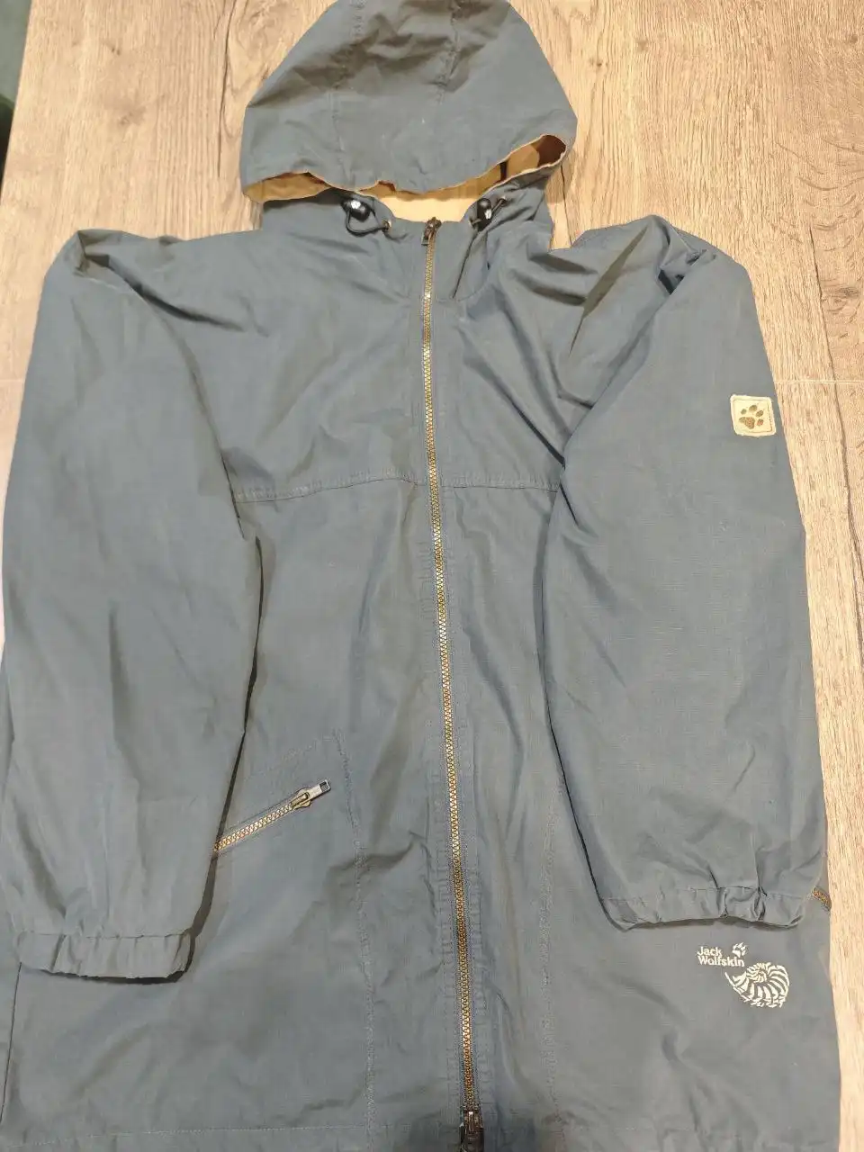 Продажа одежды: толстовки, поло, ветровки, куртки, свитера - Верхняя одежда (Одежда) в Нижний Новгород