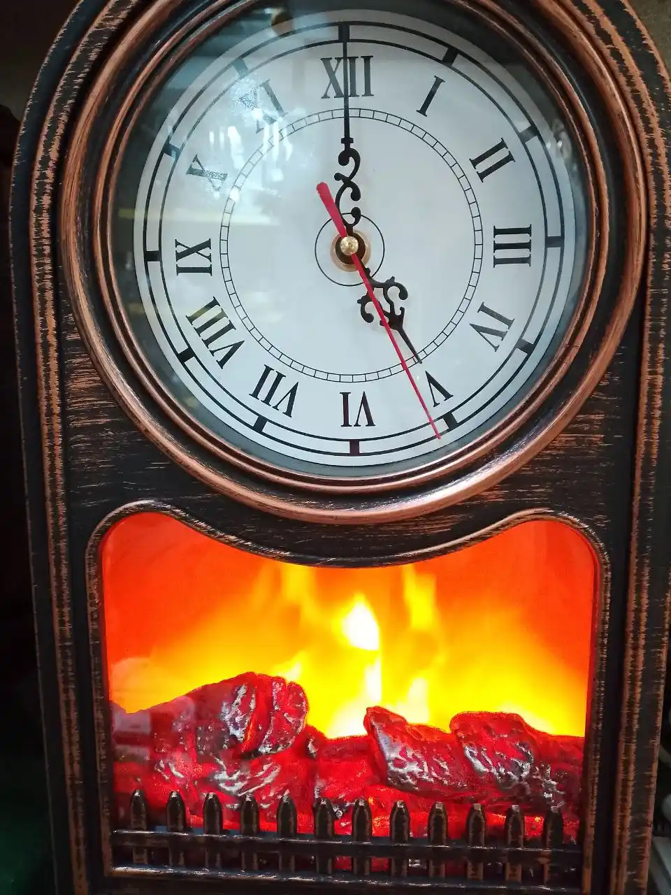 Новогодние товары и услуги