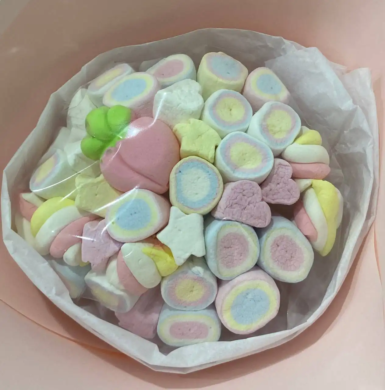 Необычные букеты из сладкого