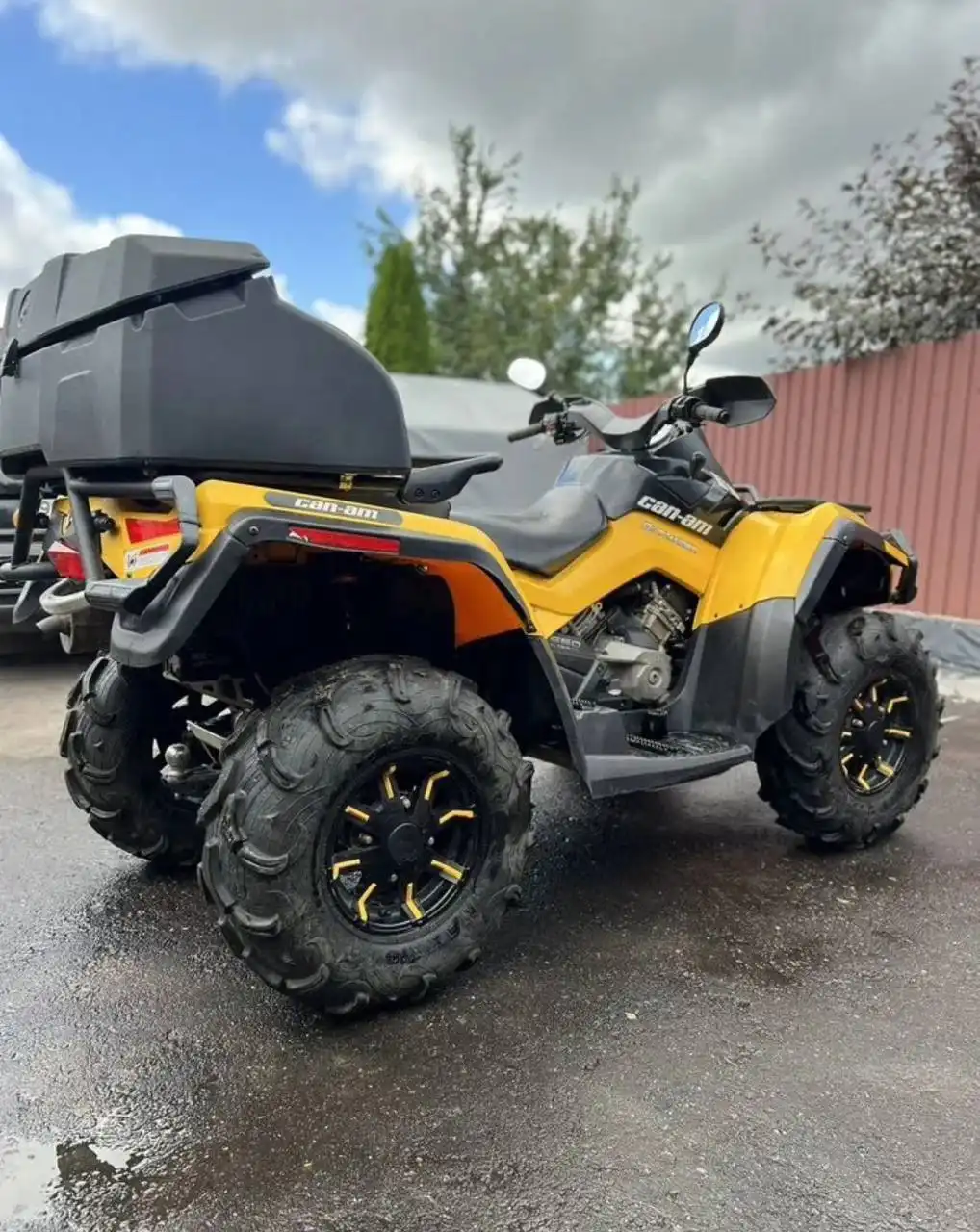 BRP Outlander 650 Max XT квадроцикл 2011 года - Квадроциклы (Хобби и отдых) в Тюмень