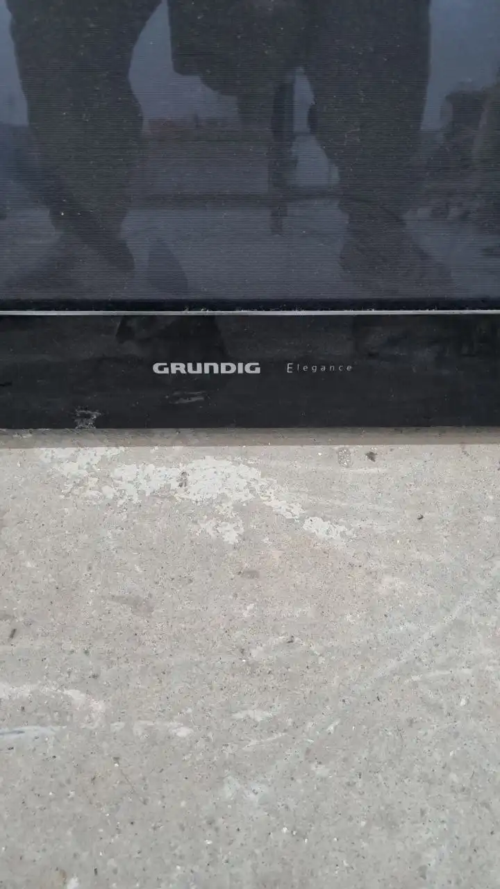 Продам телевизор срочно - Телевизоры (Электроника) в Тюмень