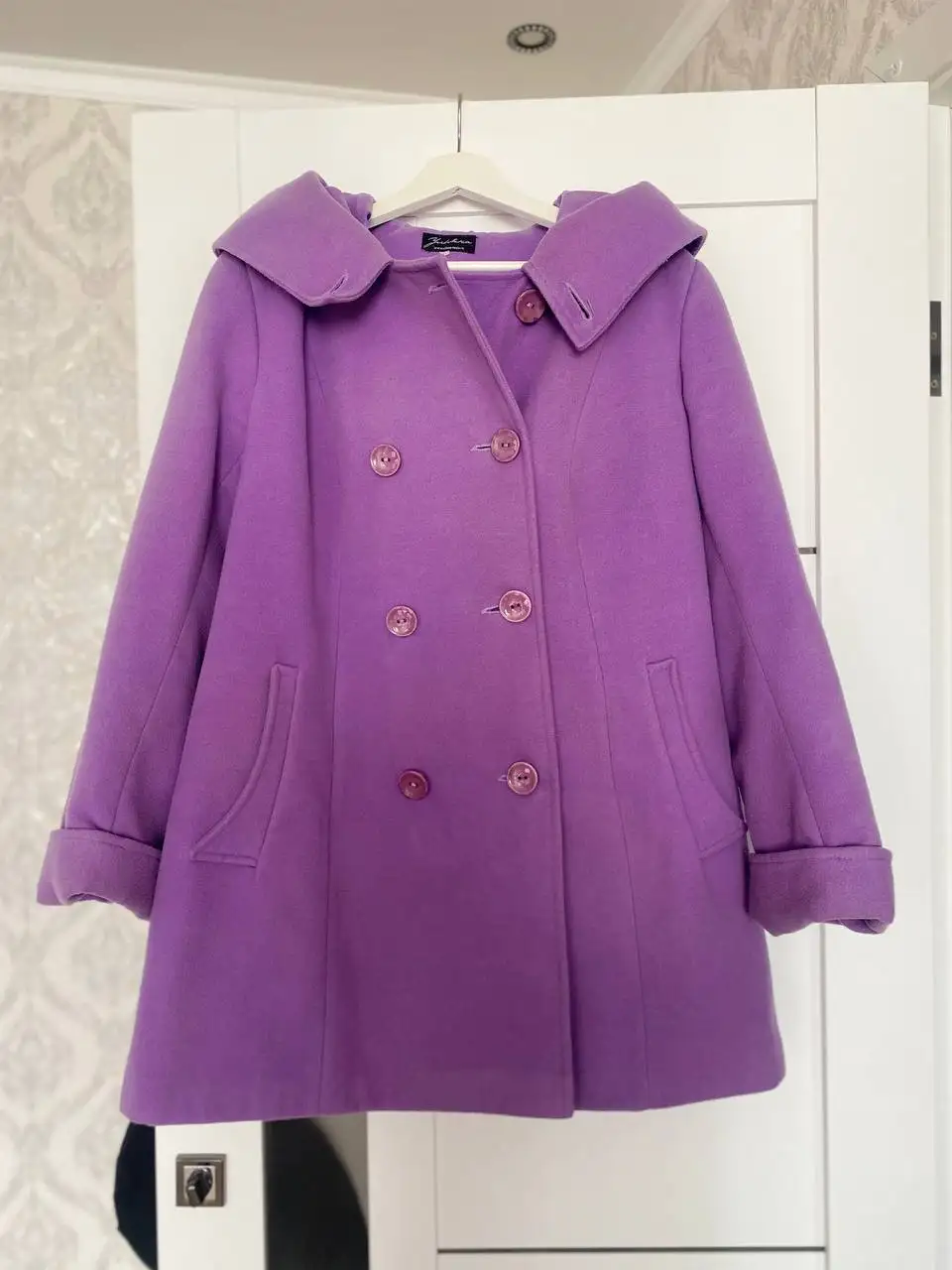 Пальто размер 54 в хорошем состоянии - Пальто (Одежда) в Тюмень