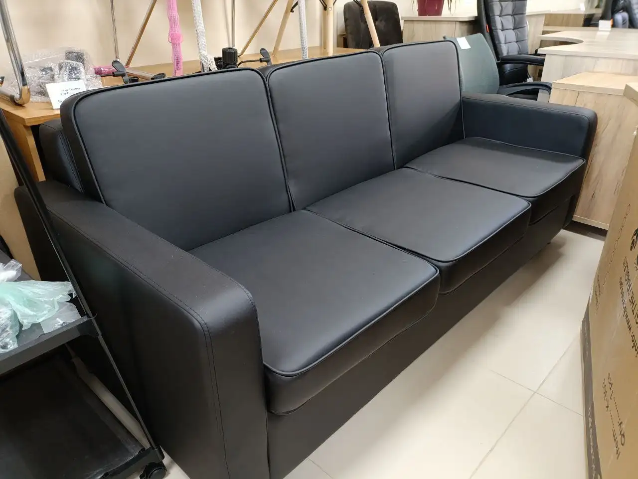 Продам новый диван - Мебель (Для дома и дачи) в Тюмень