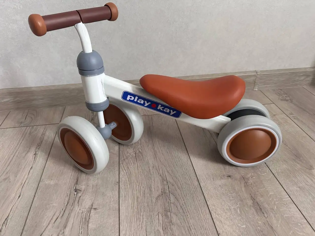 Беговел в отличном состоянии - Беговелы (Товары для детей) в Тюмень