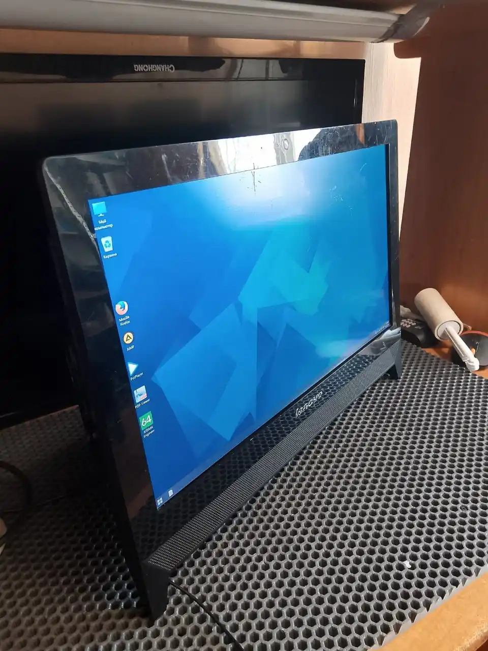 Моноблок Lenovo C20 00 F0BB003JRK