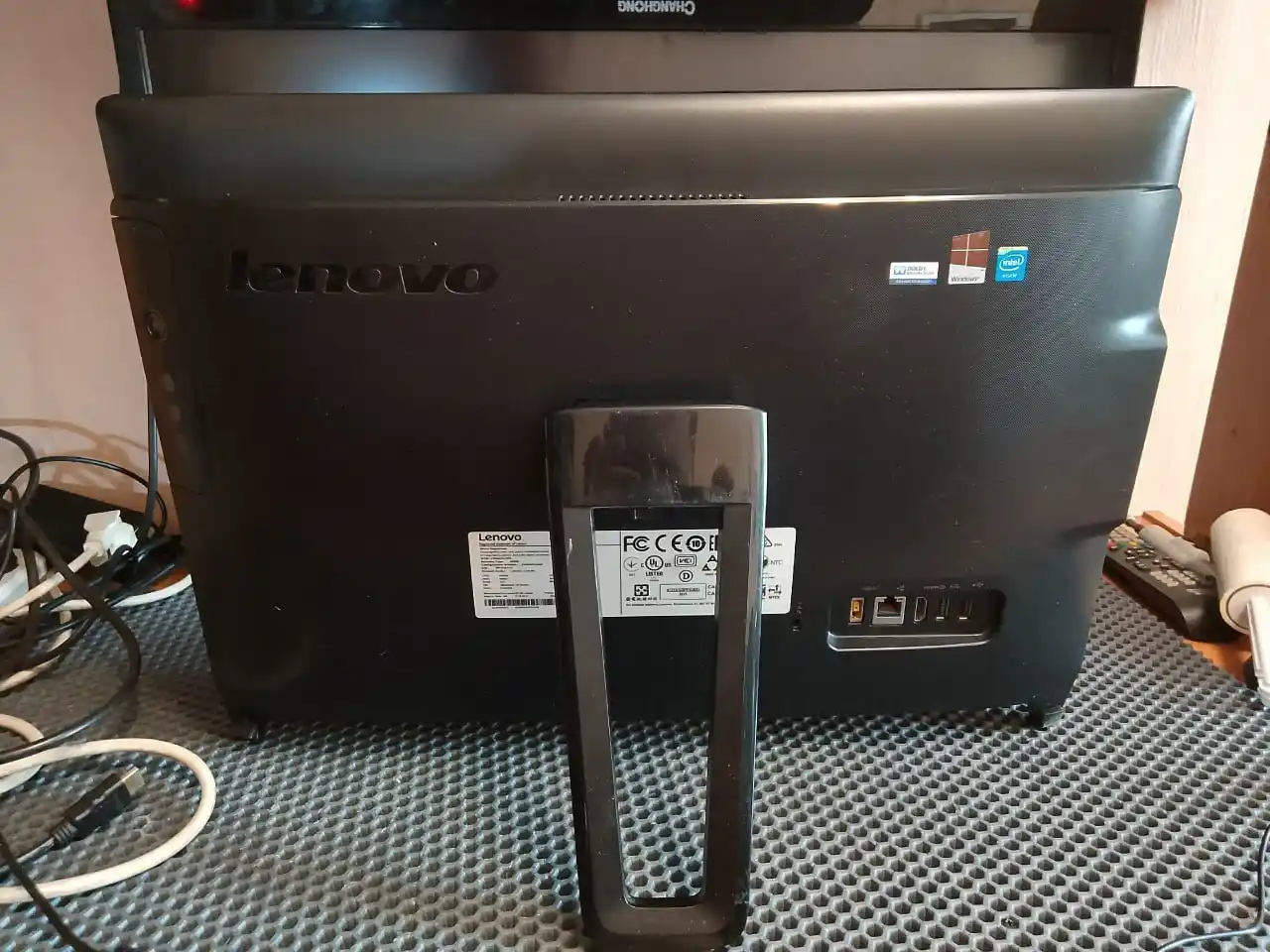 Моноблок Lenovo C20 00 F0BB003JRK