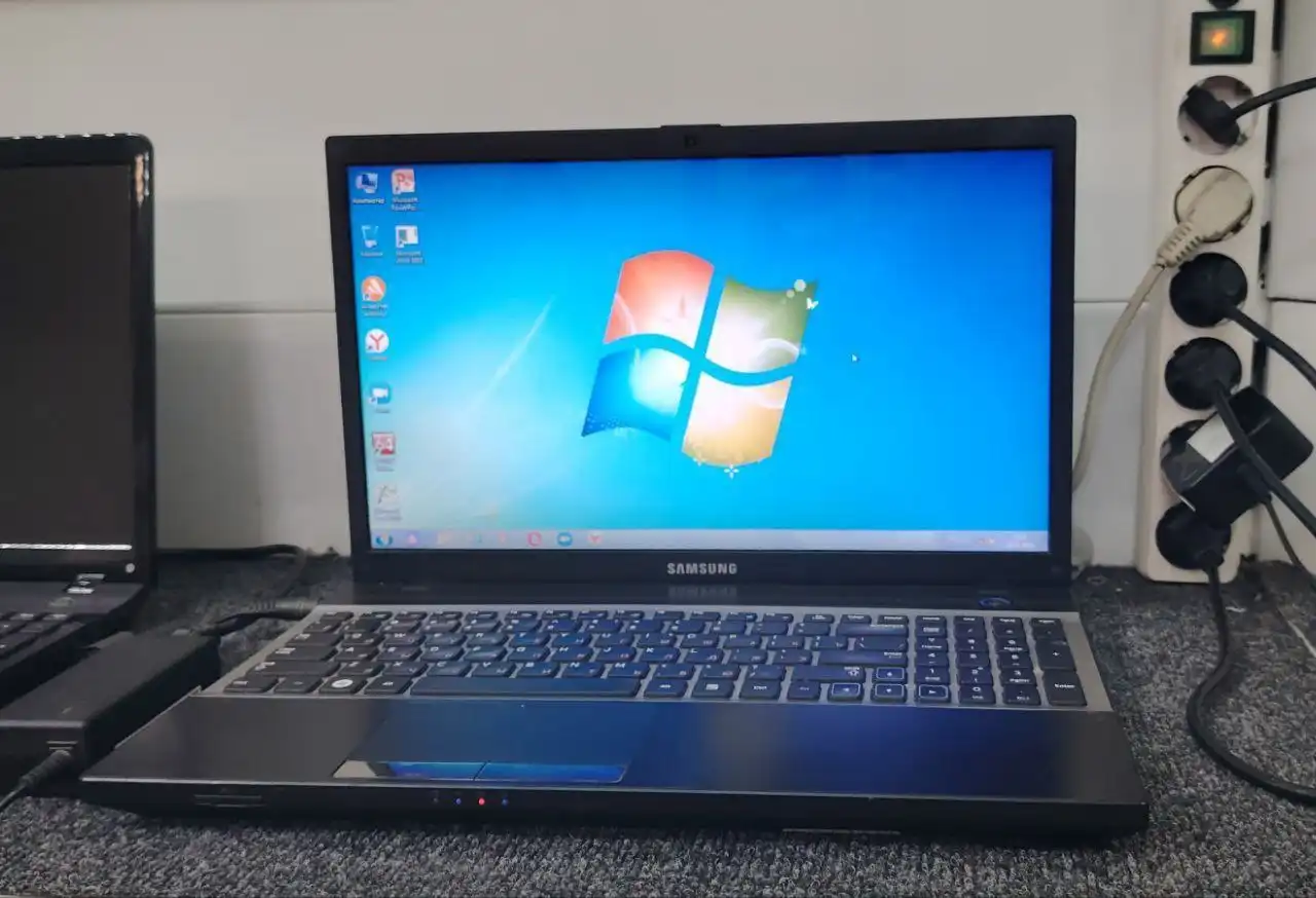 Продам ноутбук Samsung с процессором AMD A6-3102