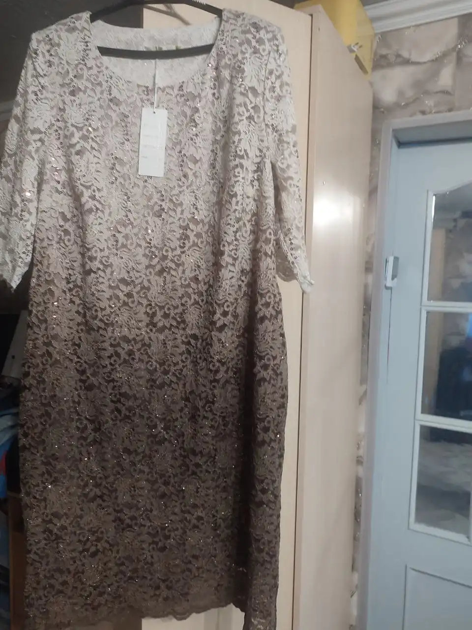 Продам новое платье размер 56-58
