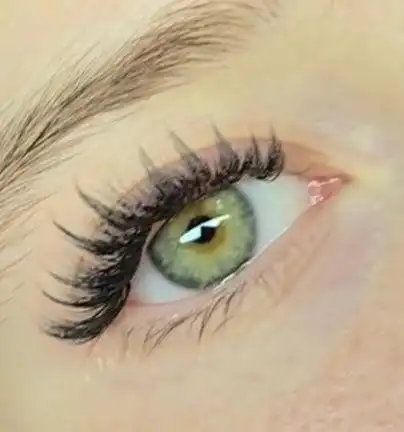 Услуги по наращиванию и уходу за ресницами