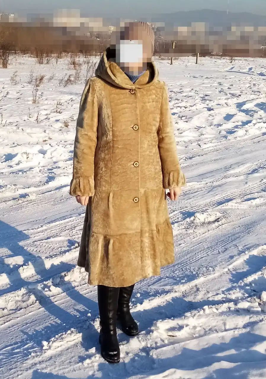 Мутоновая шуба 44-46 размер, фабрика Елена Фурс