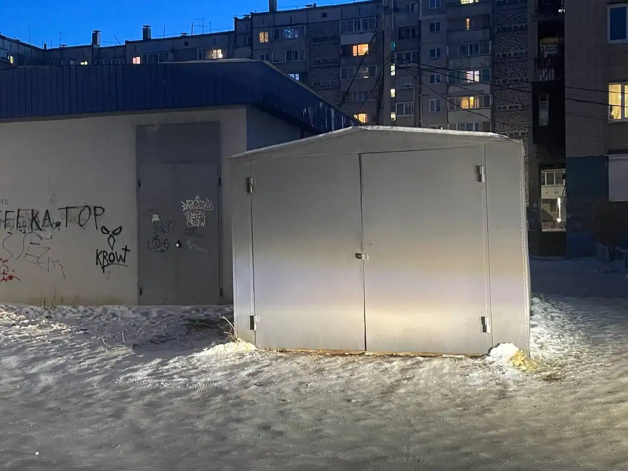 Продам гараж с местом 24кв на Фадеева 5