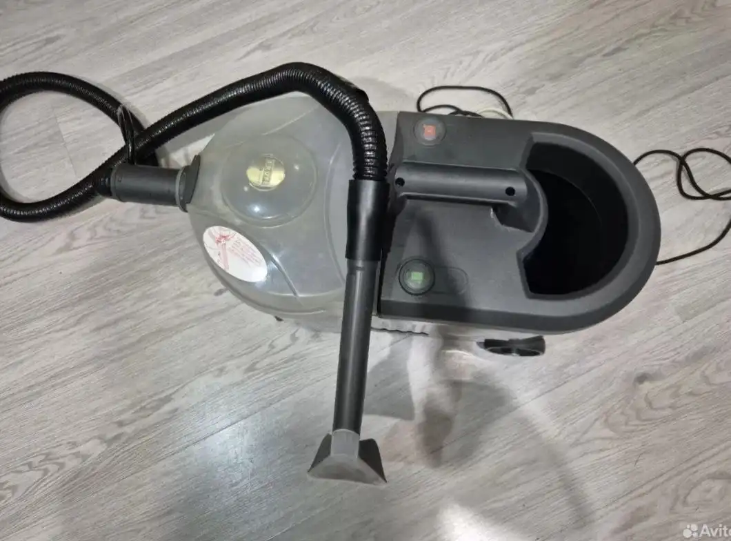 Профессиональный пылесос для химчистки мебели - Оборудование для химчистки (Готовый бизнес и оборудование) в Чита