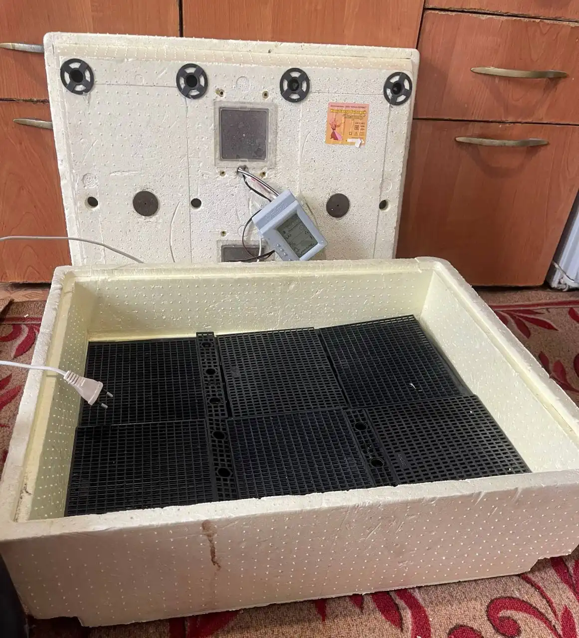 Продам инкубатор «Золушка» на 90 яиц - Инкубаторы (Для дома и дачи) в Чита