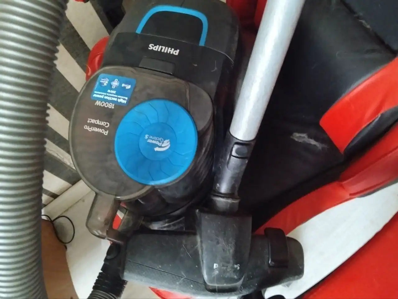 Продам смарт ТВ и пылесос б/у - Электроника в Чита