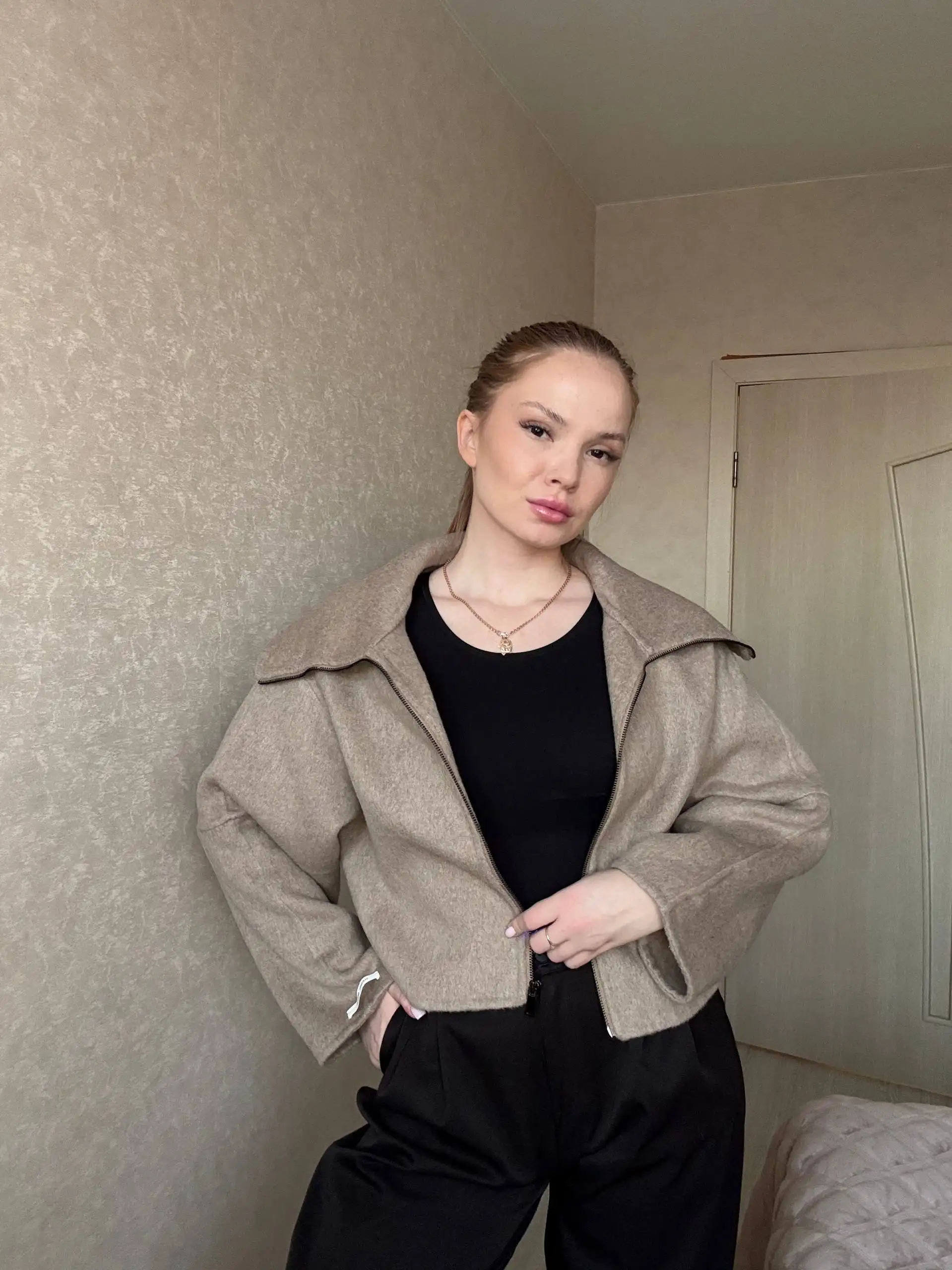 Укороченные бомберы на молнии - Верхняя одежда (Одежда) в Чита