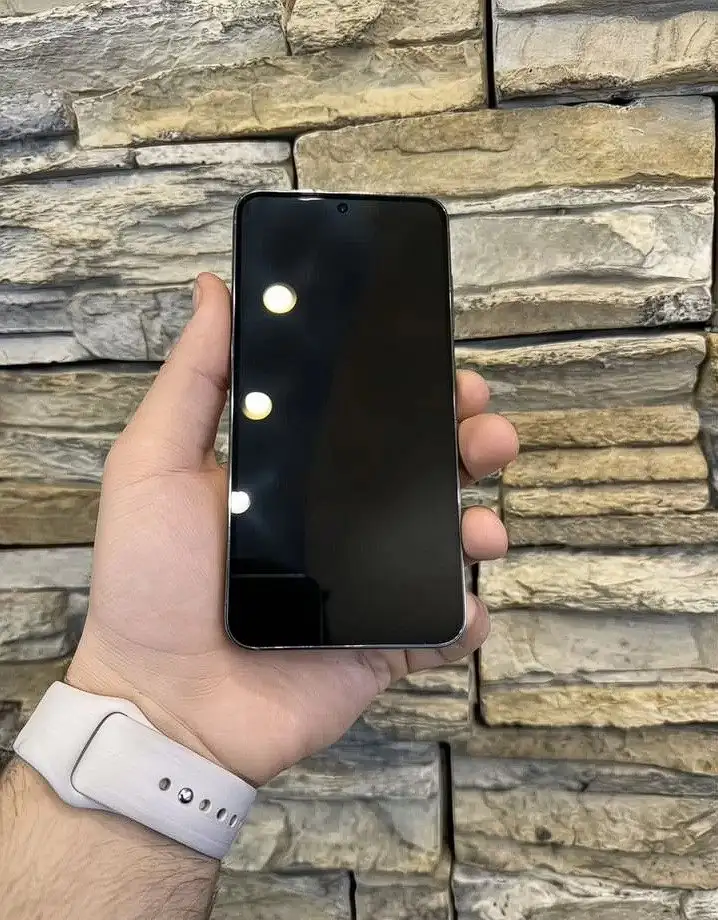 Продаю Samsung Galaxy S23 256GB в отличном состоянии - Смартфоны (Электроника) в Чита