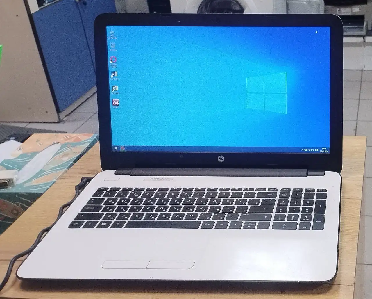 Продам ноутбук HP-15 с новым акумулятором и Windows 10 - Ноутбуки (Электроника) в Чита