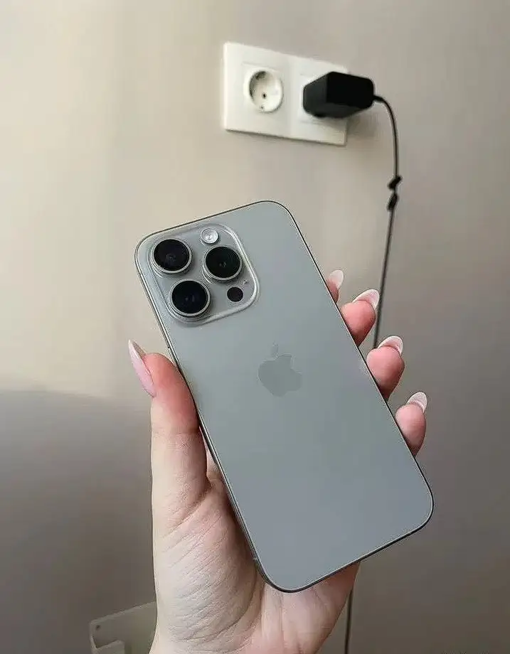 Продам iPhone 15 Pro 128Gb Grey 89% - Смартфоны (Электроника) в Чита