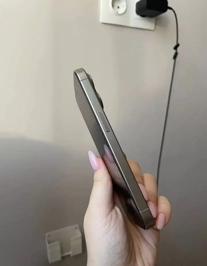 Продам iPhone 15 Pro 128Gb Grey 89% - Смартфоны (Электроника) в Чита