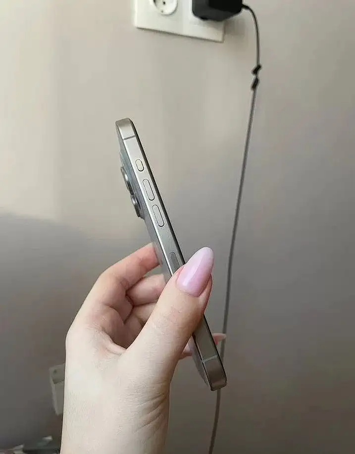 Продам iPhone 15 Pro 128Gb Grey 89% - Смартфоны (Электроника) в Чита