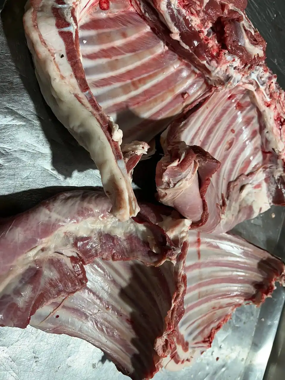 Продажа мяса и рыбы: говядина, свинина, баранина, птица, сиг, пелядь, лещ