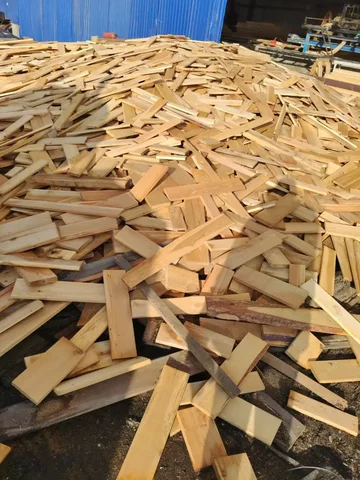 Куплю обрезки досок, бруса, горбыль, дрова на постоянной основе - Для дома и дачи в Ангарск