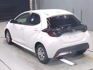 Toyota Yaris 2020 года с пробегом 79 тыс.км