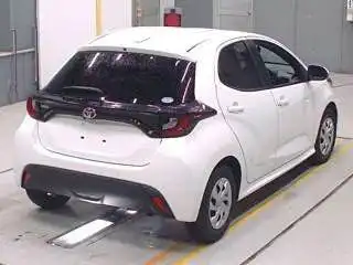 Toyota Yaris 2020 года с пробегом 79 тыс.км