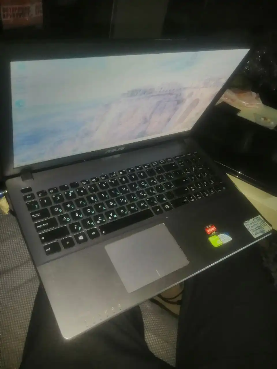 Ноутбук Asus с процессором Intel Pentium 2117U