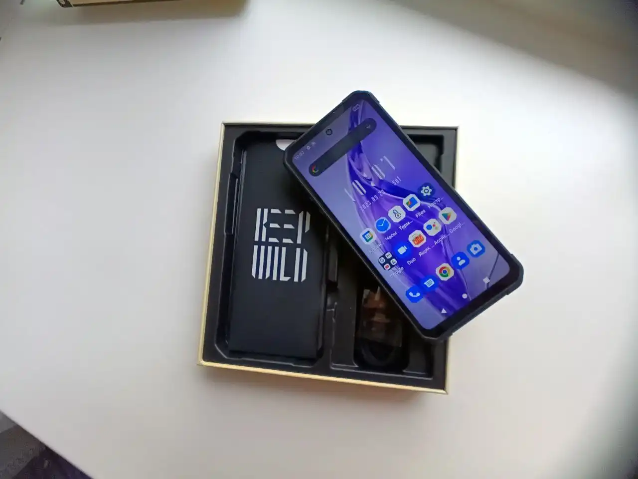 Продам новый смартфон IIIF150 Ultra+