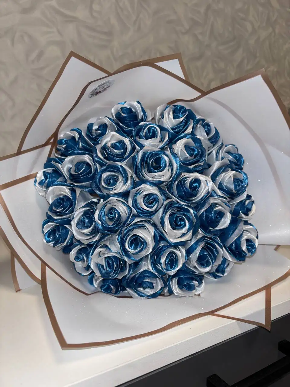 Букеты роз из атласных лент на заказ в Ангарске - Рукоделие/Хендмейд (Барахолка) в Ангарск