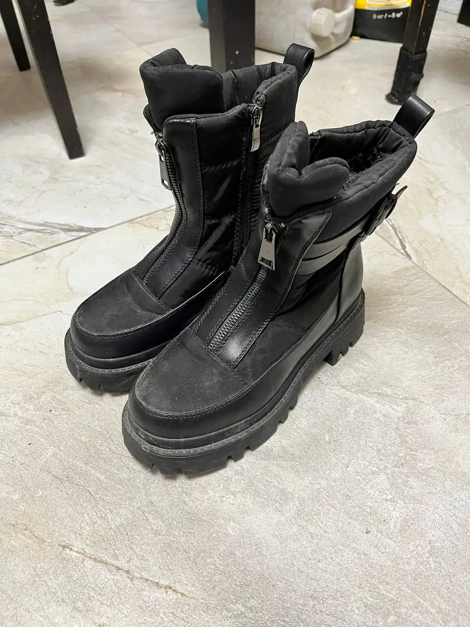 Межсезонные ботинки на девочку размер 36 - Детская обувь (Одежда) в Н. Ленино