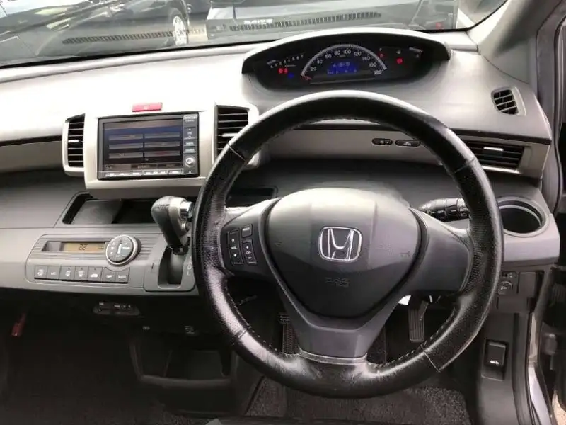 HONDA FREED 2010г с японского аукциона, первый собственник - Авто в Владивосток