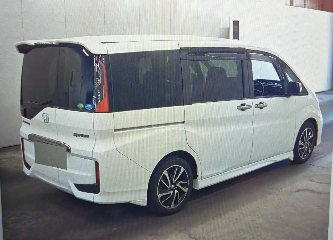 HONDA STEP WAGON 2015г в продаже - Авто в Владивосток