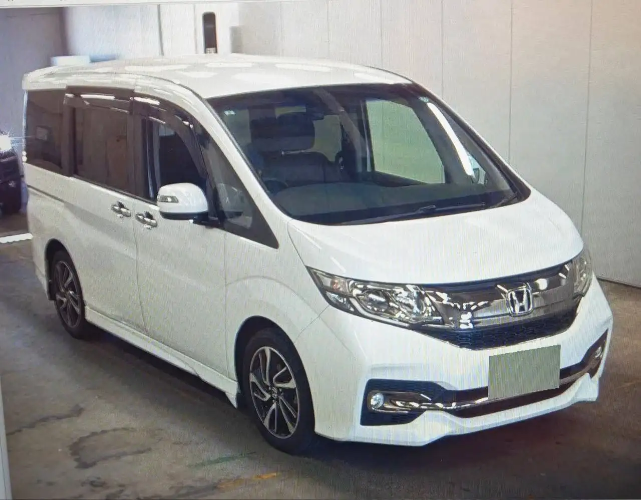HONDA STEP WAGON 2015г в продаже - Авто в Владивосток