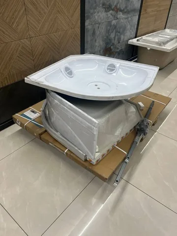 Распродажа уцененных душевых кабин - Для дома и дачи в Ангарск