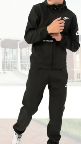 Новый костюм 140-146 - частное объявление в Ангарск