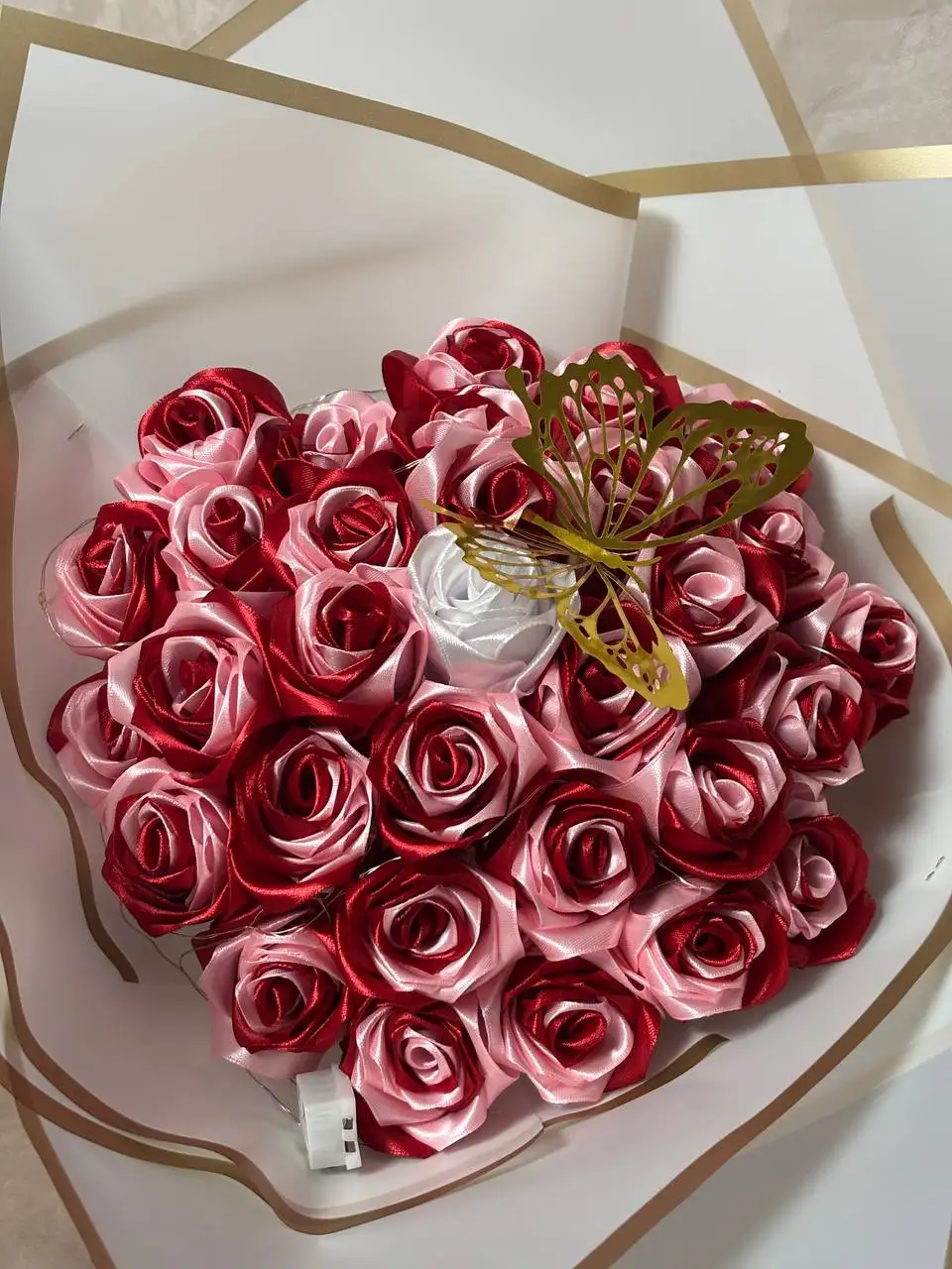 Букеты роз из атласных лент на заказ - Барахолка в Ангарск