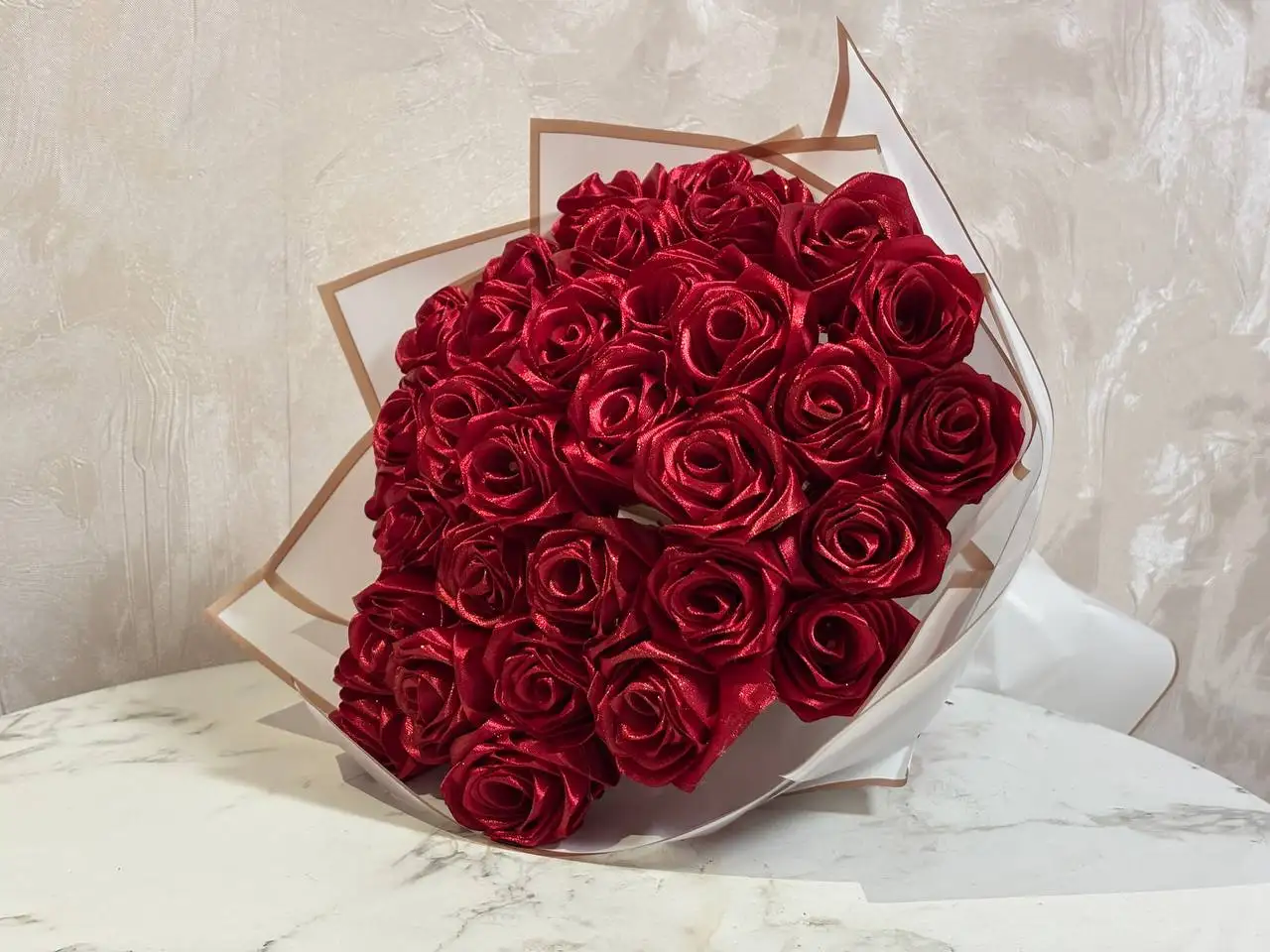 Букеты роз из атласных лент на заказ - Барахолка в Ангарск