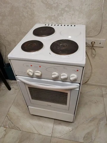 Продам 3-комфорочную электроплиту - Шторы в Ангарск