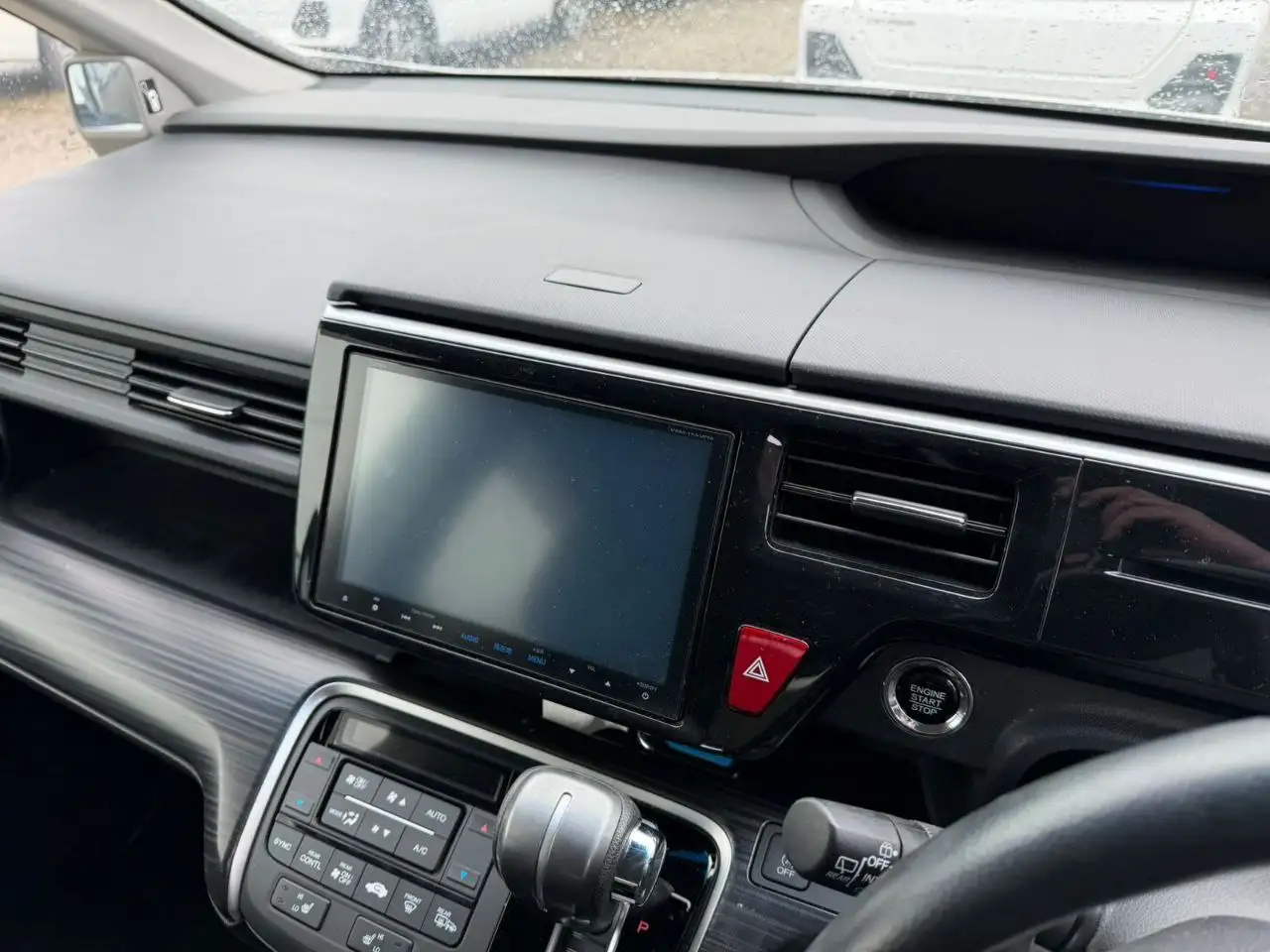 HONDA STEP WAGON 2015 года - Минивэны (Авто) в Владивосток