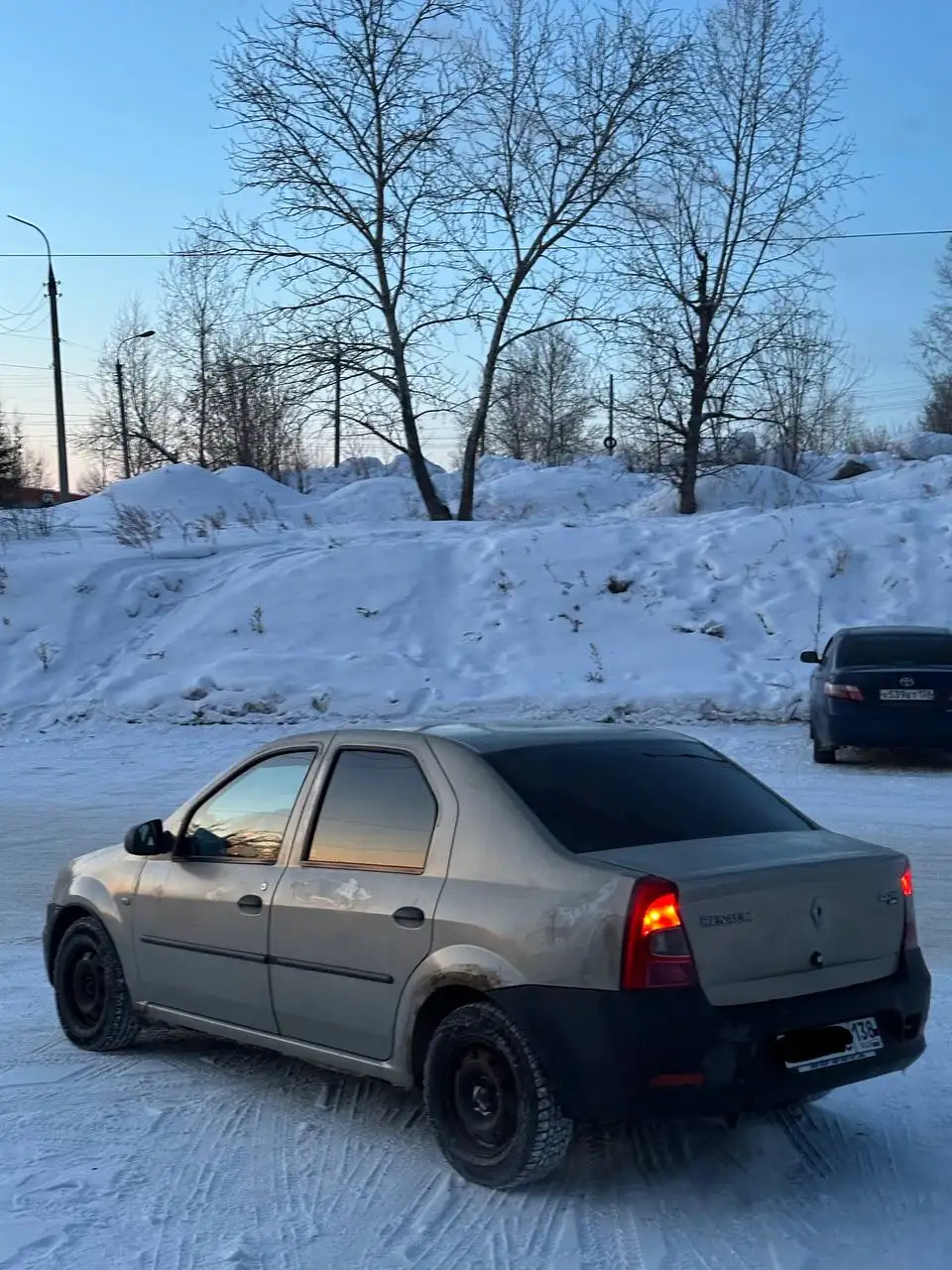 HTC 2012 года, юридически чистый - Смартфоны (Электроника) в Ангарск