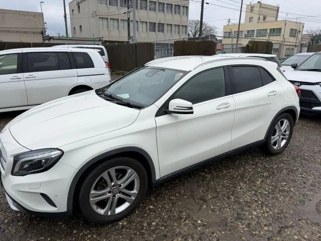 MERCEDES BENZ GLA 2015 года - Автотовары в Владивосток